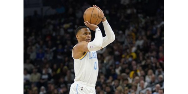 Los Angeles Lakersi prave velike promjene unutar Russella Westbrooka Los Angeles Lakersi prave velike promjene unutar Russella Westbrooka